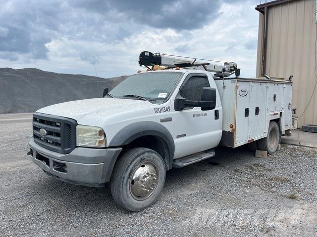 Ford F550 多目的／汎用車両