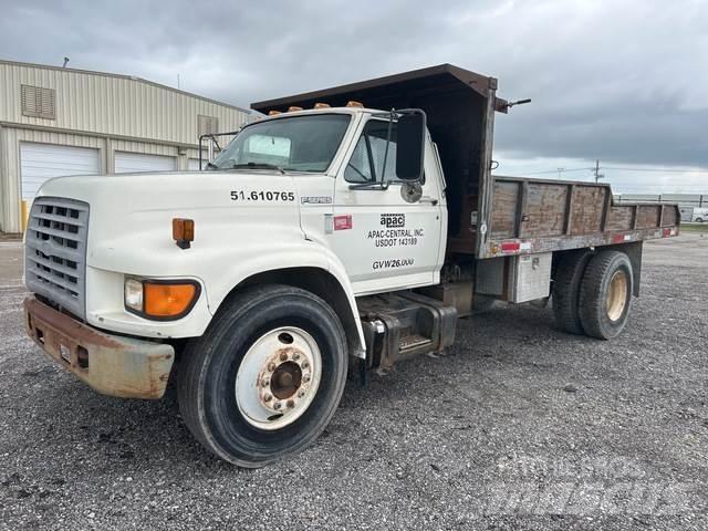 Ford F800 ダンプ