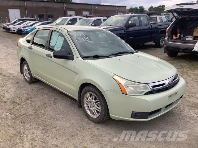 Ford Focus SE 自動車