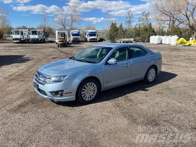 Ford Fusion 自動車
