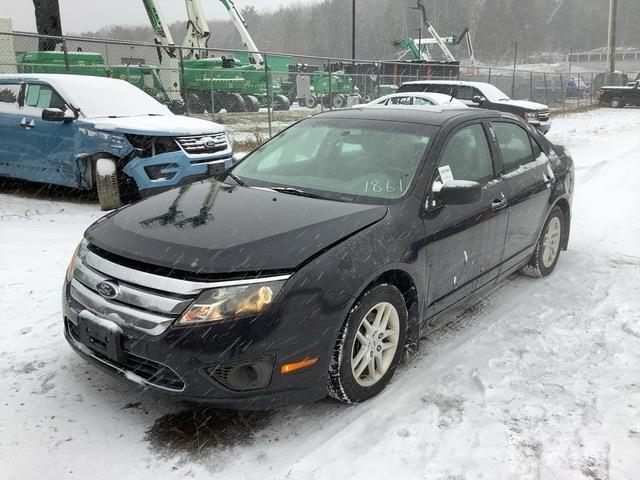 Ford Fusion S 自動車