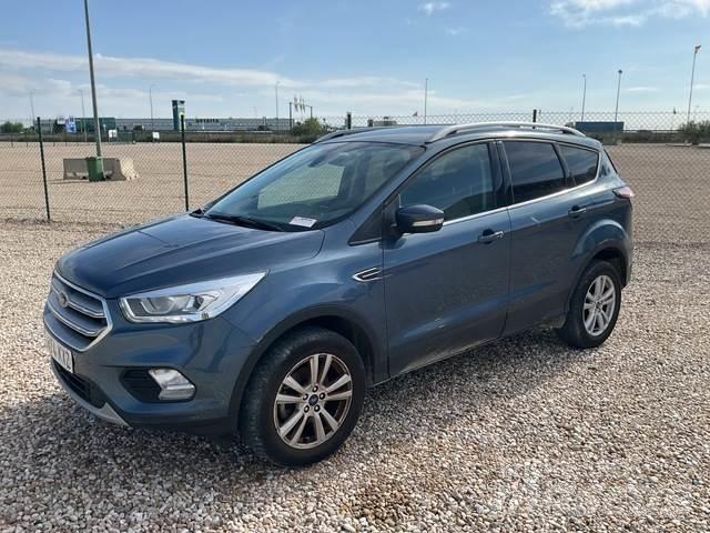 Ford Kuga 自動車