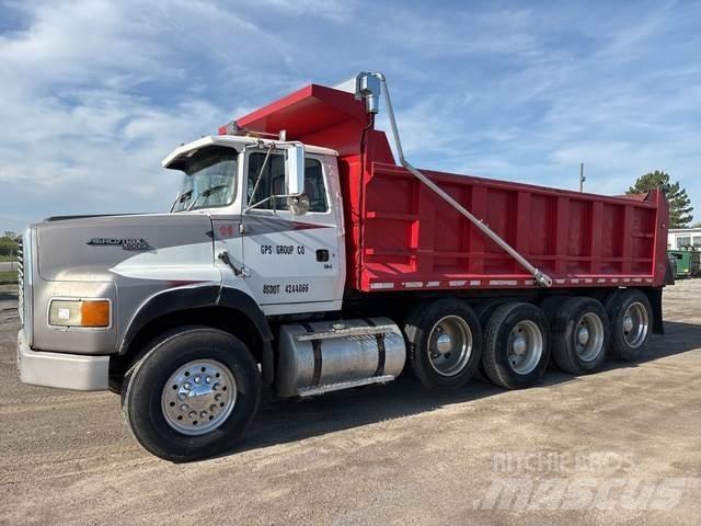 Ford L9000 ダンプ