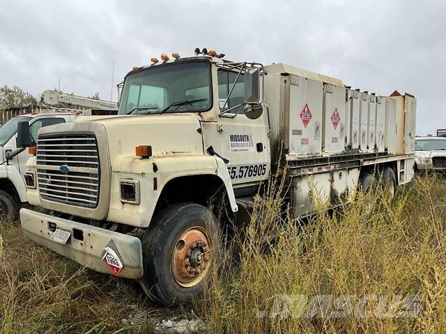 Ford LNT9000 タンカートラック