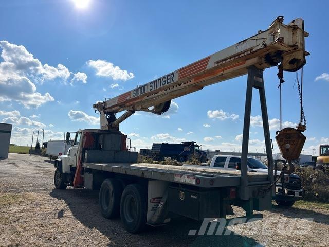 Ford LT8000 その他トラック