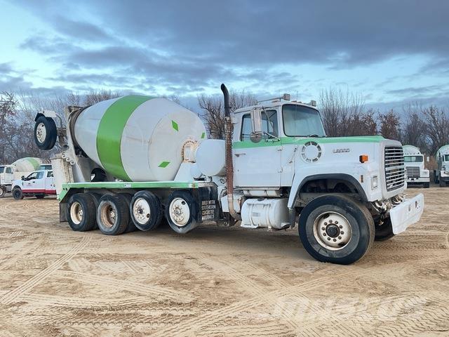 Ford LT9000 その他トラック