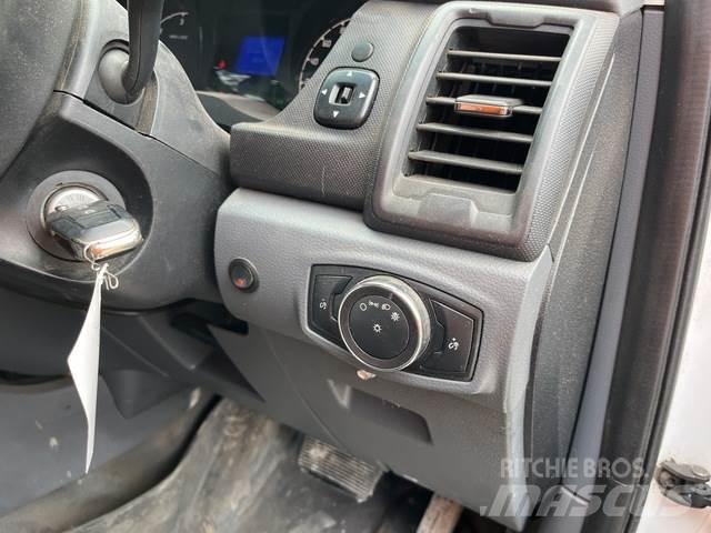 Ford Ranger ピックアップ／ドロップサイド