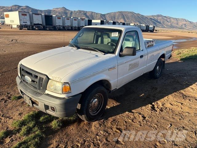 Ford Ranger XL ピックアップ／ドロップサイド