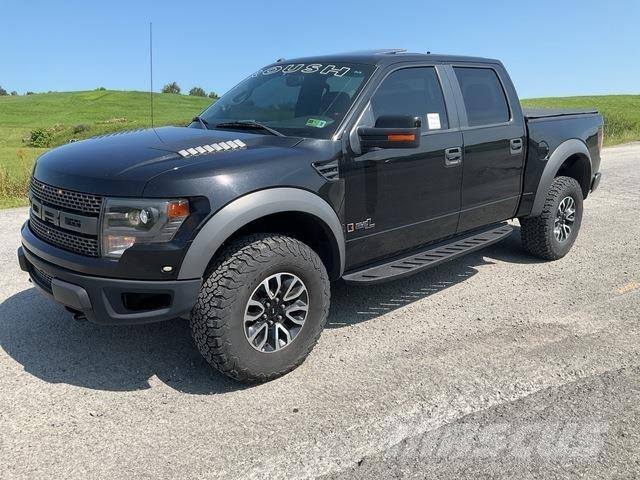Ford Raptor ピックアップ／ドロップサイド