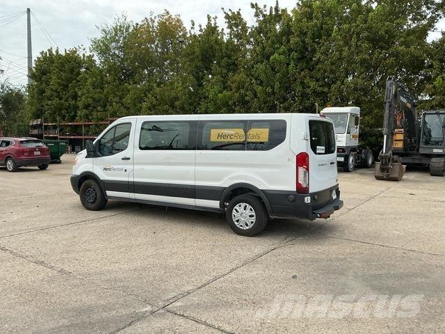 Ford T-350 自動車