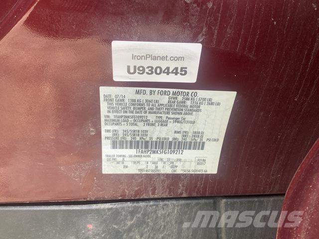 Ford Taurus 自動車