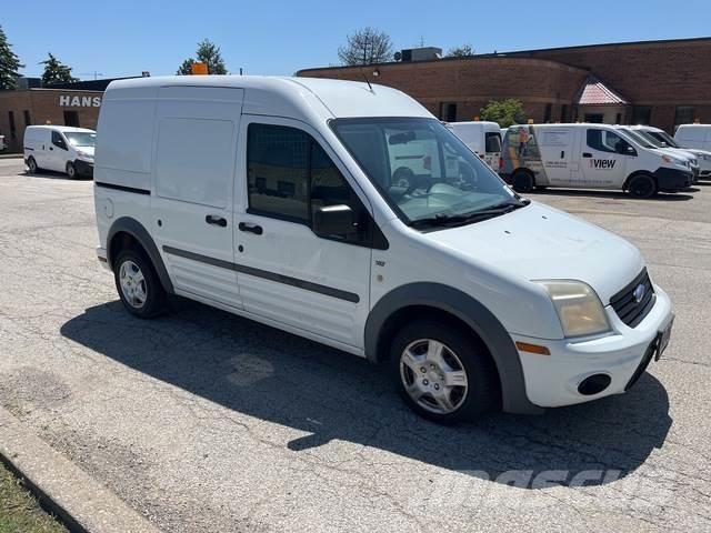 Ford Transit パネルバン