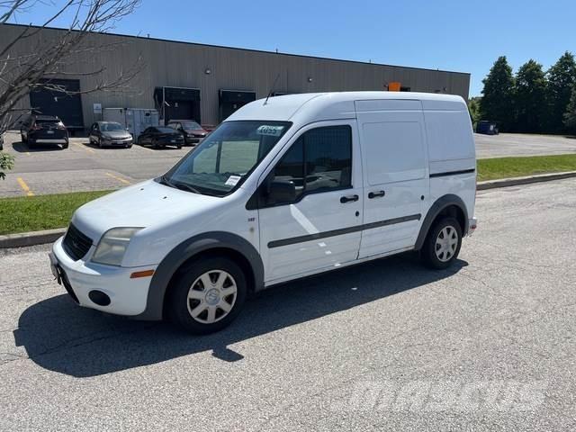 Ford Transit パネルバン