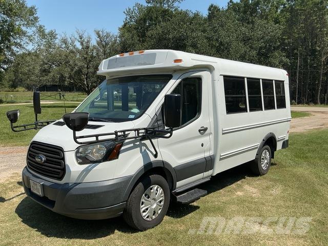 Ford Transit マイクロバス