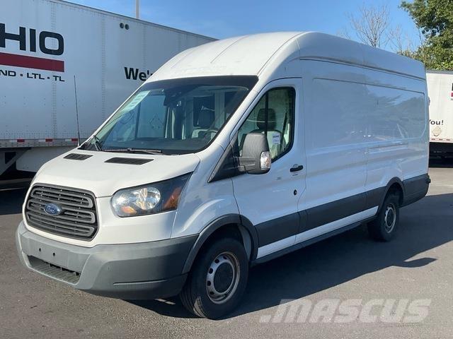 Ford Transit ボックスボディー、ウイング、箱車