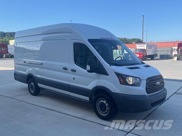 Ford Transit ボックスボディー、ウイング、箱車