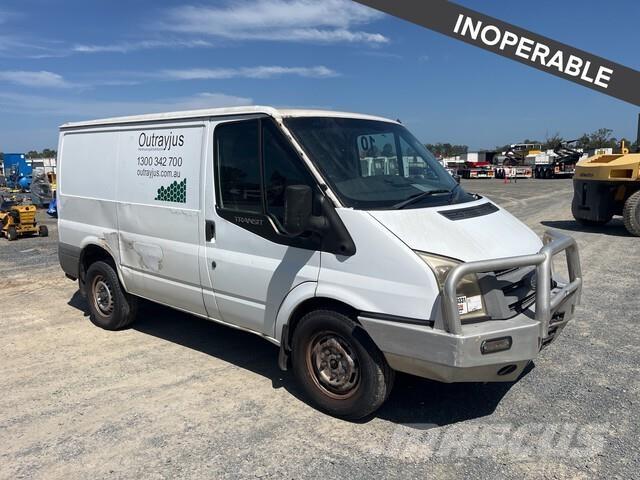 Ford Transit パネルバン