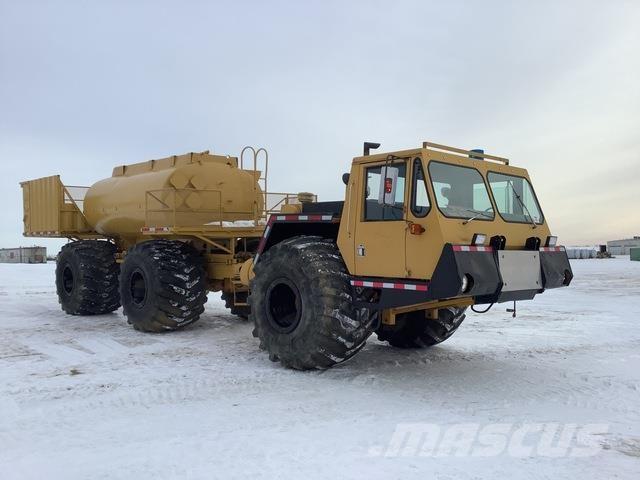  Foremost Delta 給水車