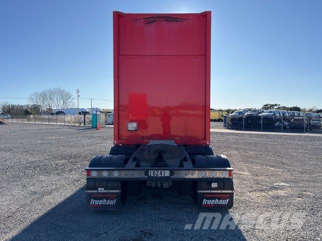 Fruehauf  カーテンサイダートレーラー