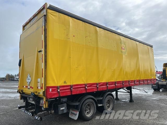 Fruehauf FBC カーテンサイダートレーラー