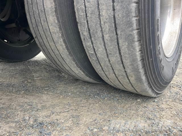  FTE 冷凍冷蔵トレーラー