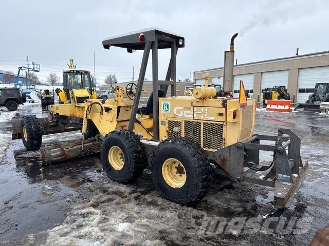 Gehl MG747B モーターグレーダー