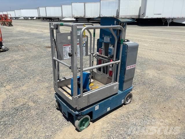 Genie GR-12 垂直昇降型リフト