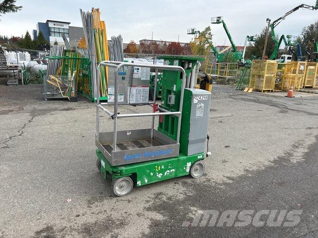 Genie GR-12 垂直昇降型リフト