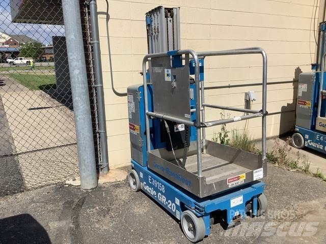 Genie GR-20 垂直昇降型リフト