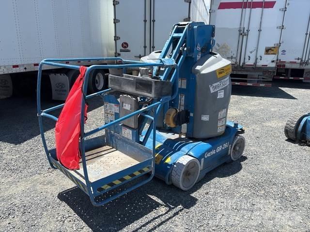 Genie GR-26J 垂直昇降型リフト