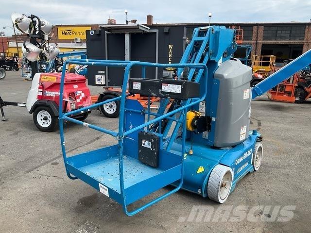 Genie GR-26J 垂直昇降型リフト