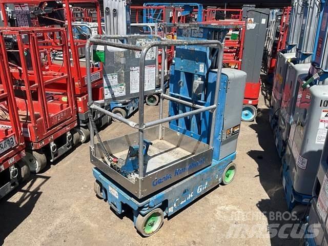 Genie GR12 垂直昇降型リフト