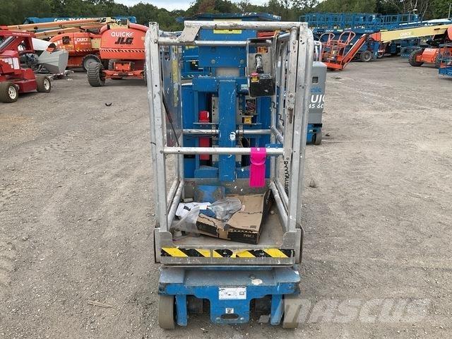 Genie GR15 垂直昇降型リフト