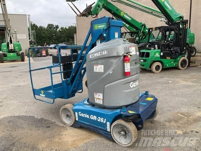 Genie GR26J 垂直昇降型リフト