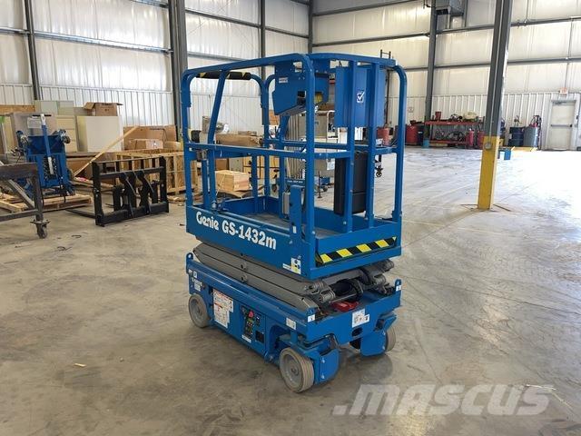 Genie GS-1432m シザースリフト
