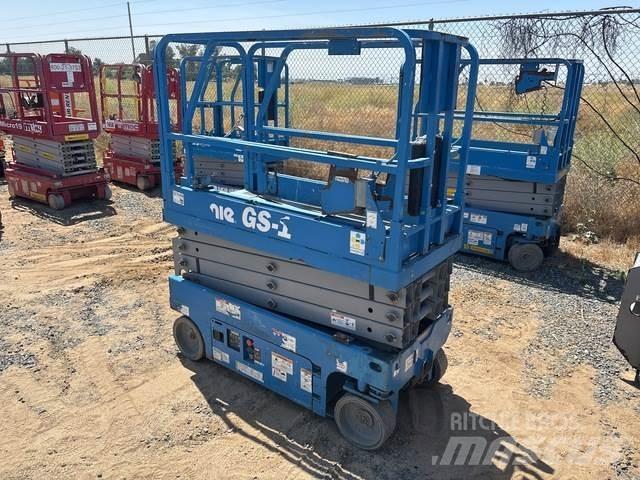 Genie GS-1930 シザースリフト