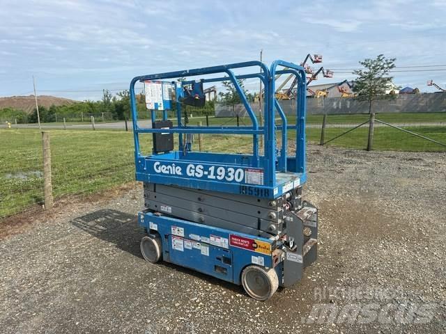 Genie GS-1930 シザースリフト