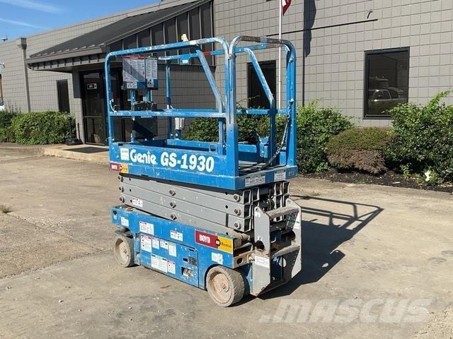Genie GS-1930 シザースリフト