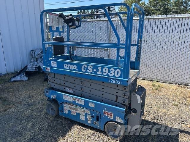 Genie GS-1930 シザースリフト