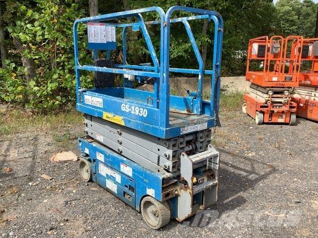 Genie GS-1930 シザースリフト
