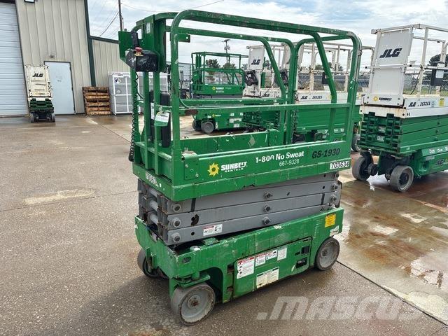 Genie GS-1930 シザースリフト