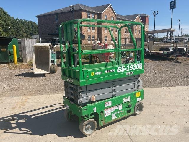 Genie GS-1930 シザースリフト