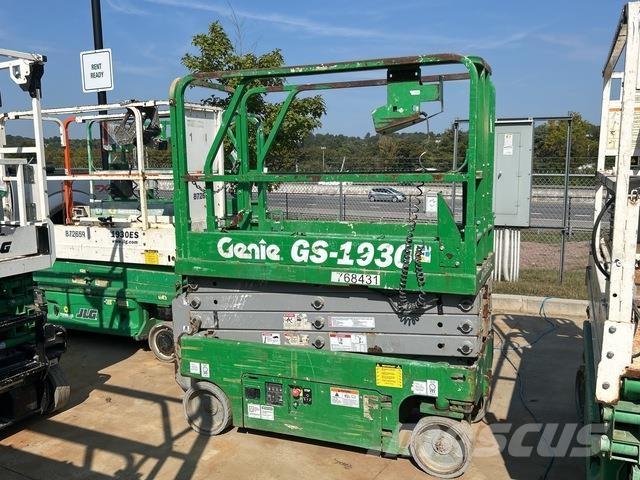 Genie GS-1930 シザースリフト