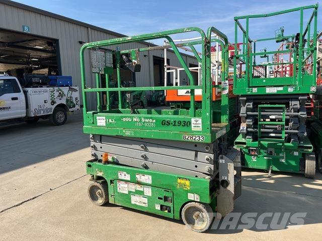 Genie GS-1930 シザースリフト