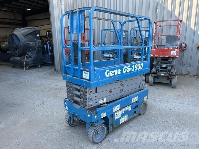 Genie GS-1930 シザースリフト