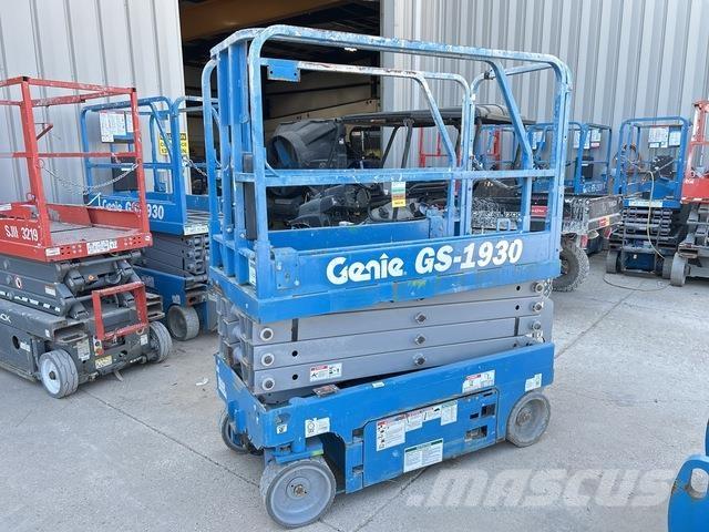 Genie GS-1930 シザースリフト