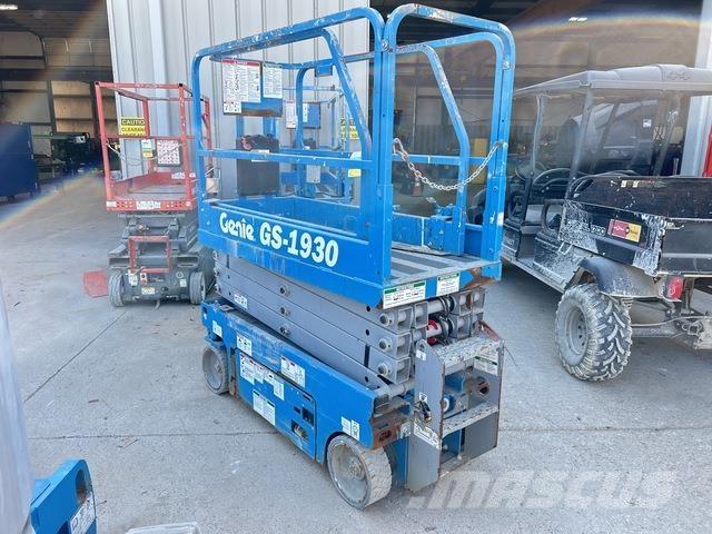Genie GS-1930 シザースリフト