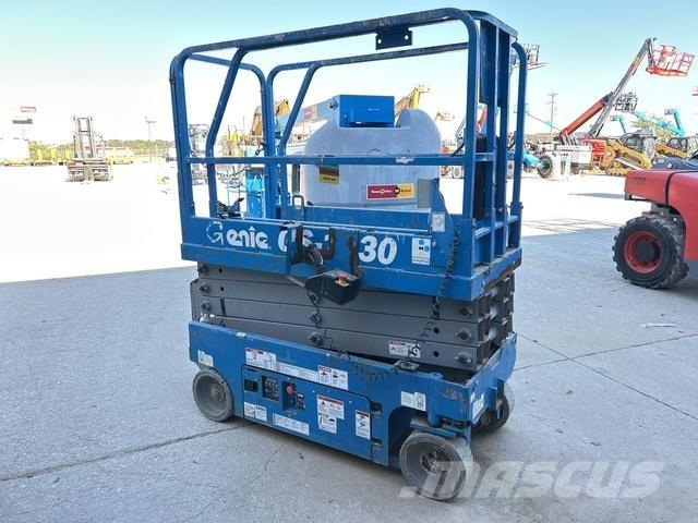 Genie GS-1930 シザースリフト