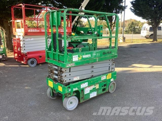 Genie GS-1930 シザースリフト