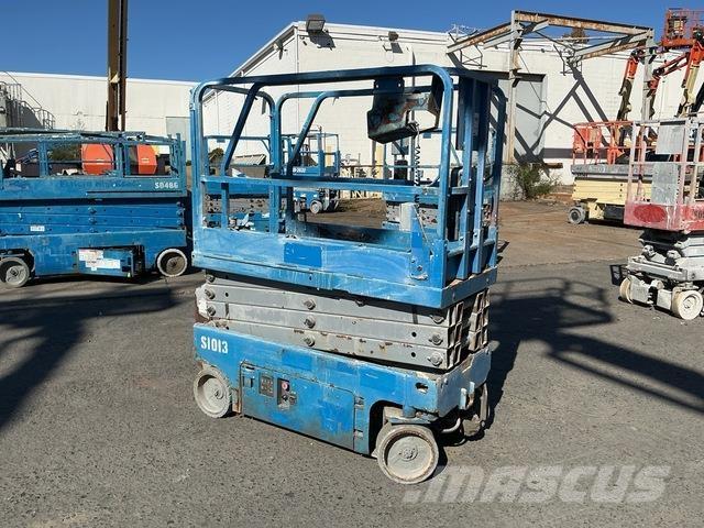 Genie GS-1930 シザースリフト